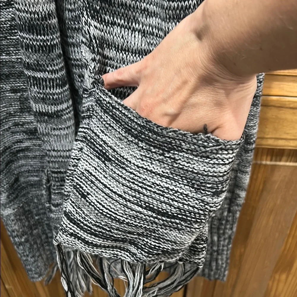 Tiana B. Black and Gray Knit Dress - Picture 4 of 4